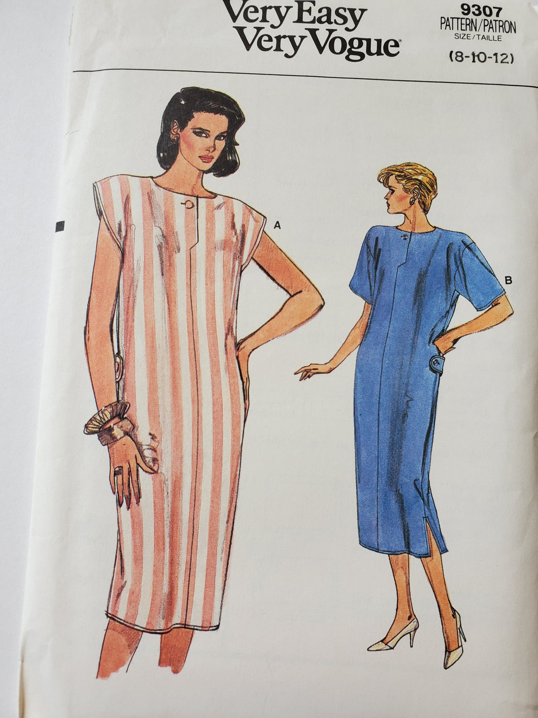 Vogue 9307 UNCUT Women's Dress, Vintage