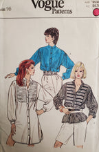 Load image into Gallery viewer, Vogue Blouse Pattern 8362
