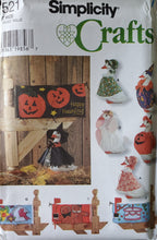 Load image into Gallery viewer, Simplicity Crafts 7521 Crafts - Mailbox Covers and Lawn Geese

